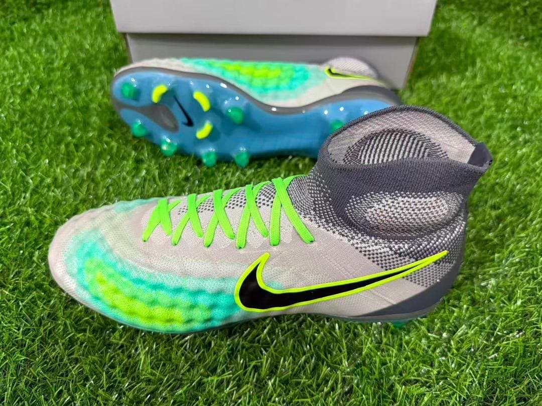 Chuteira Nike Magista Obra / Phantom Dynamic Fit