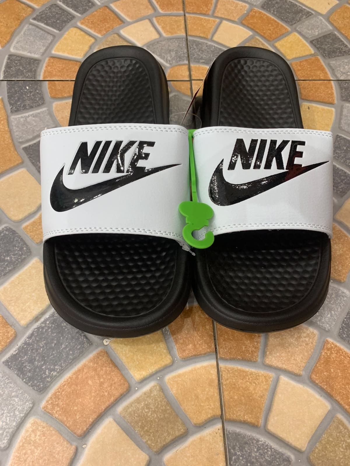 Chinelo Slide Nike Offcourt White/Black